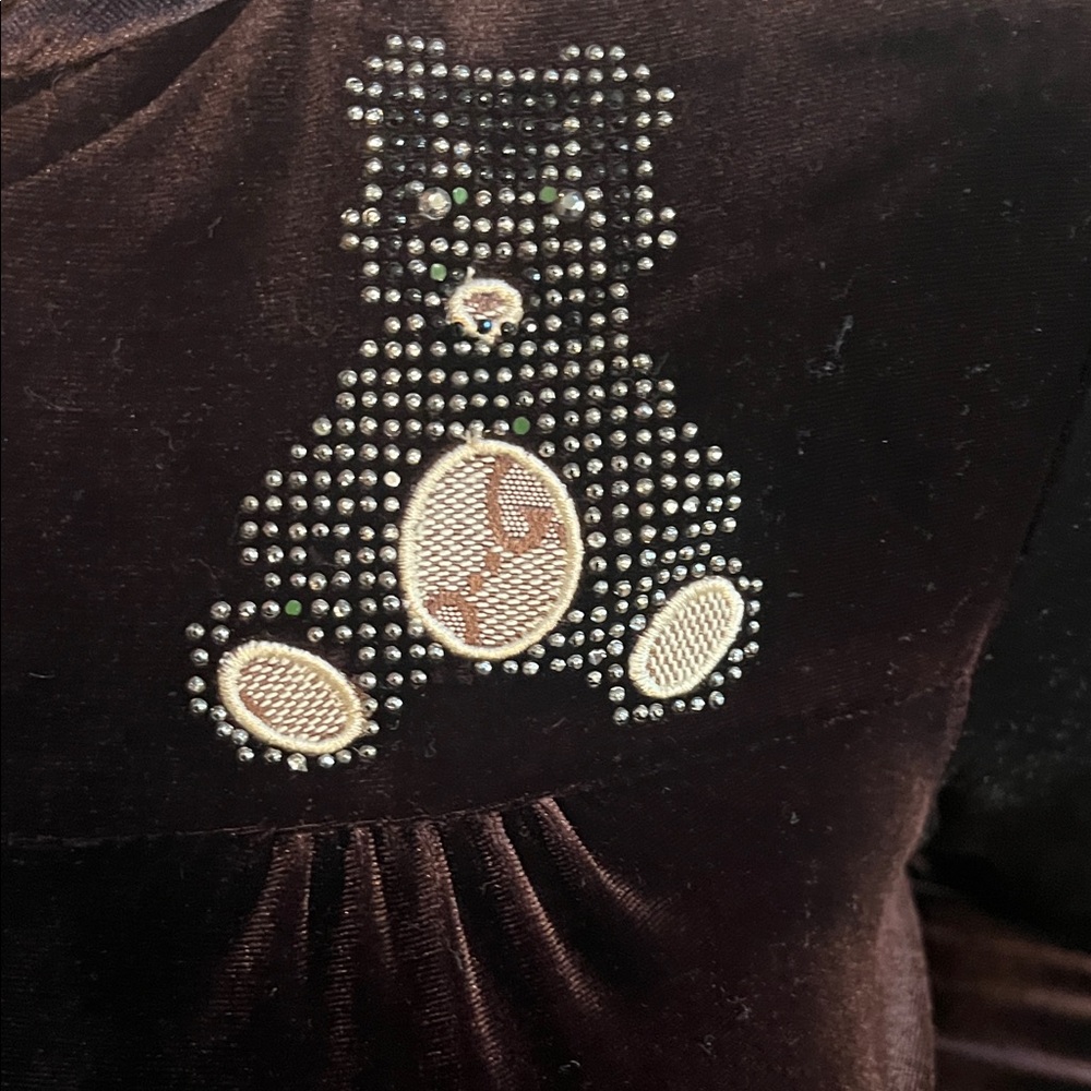 GUCCI-Women's Velvet Tracksuit in Dark Brown with Rhinestone Bears. - Picture 8 of 16